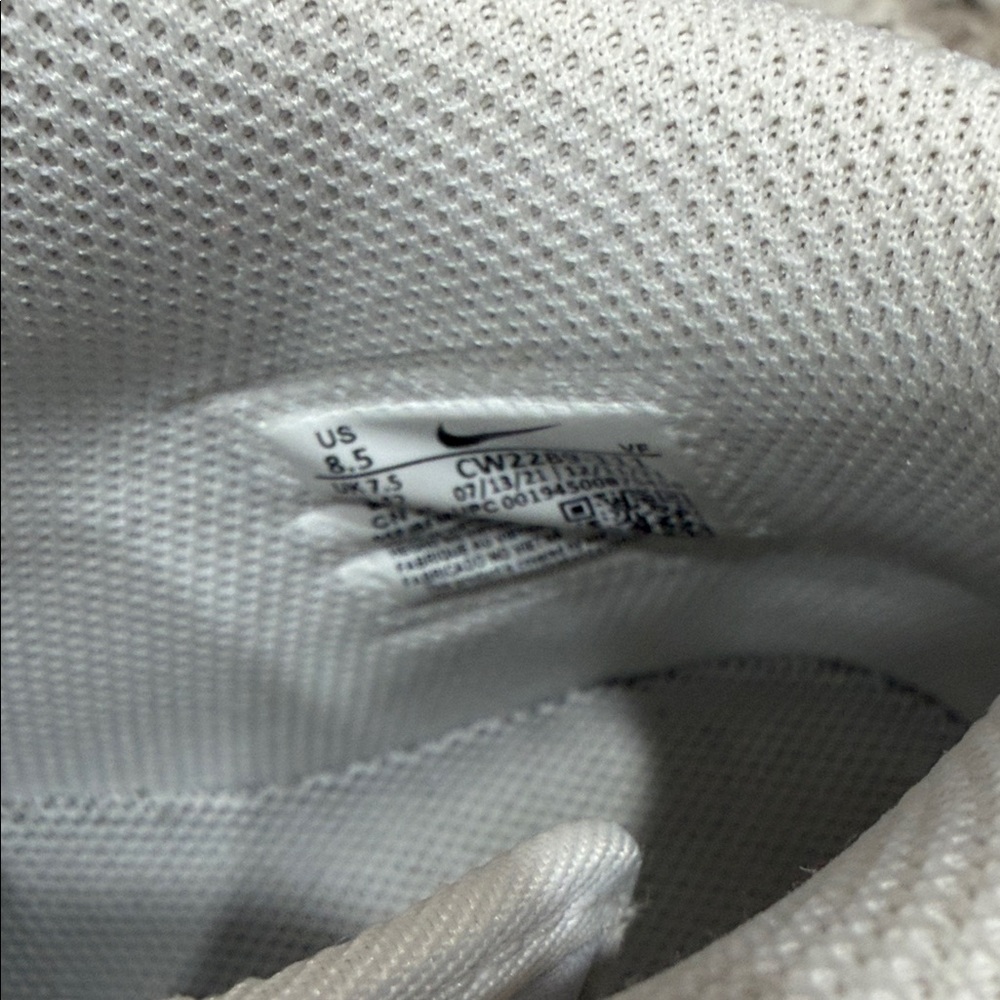 Mens Nike Air Force 1 - Picture 5 of 9